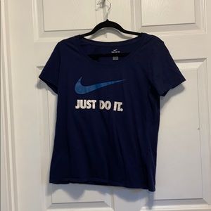 Nike tee